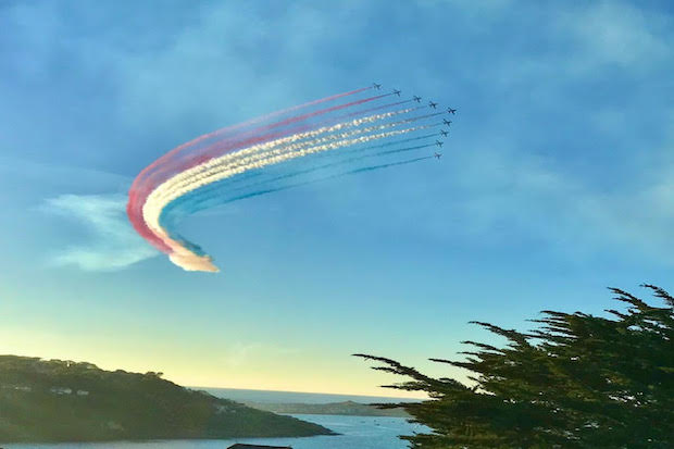 the red arrows over Carbis Bay